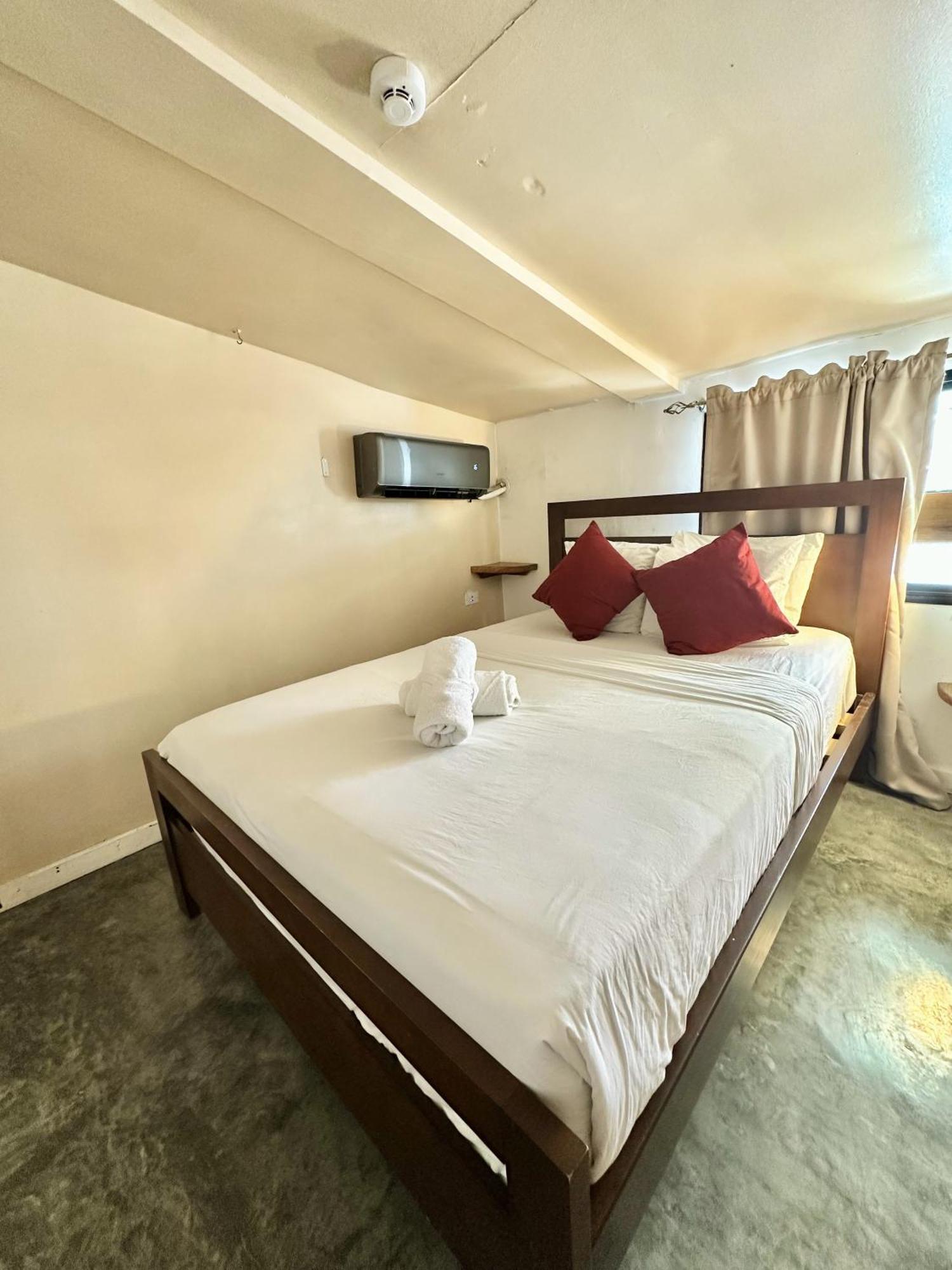 Socialtel Bocas Del Toro Hotel Bagian luar foto