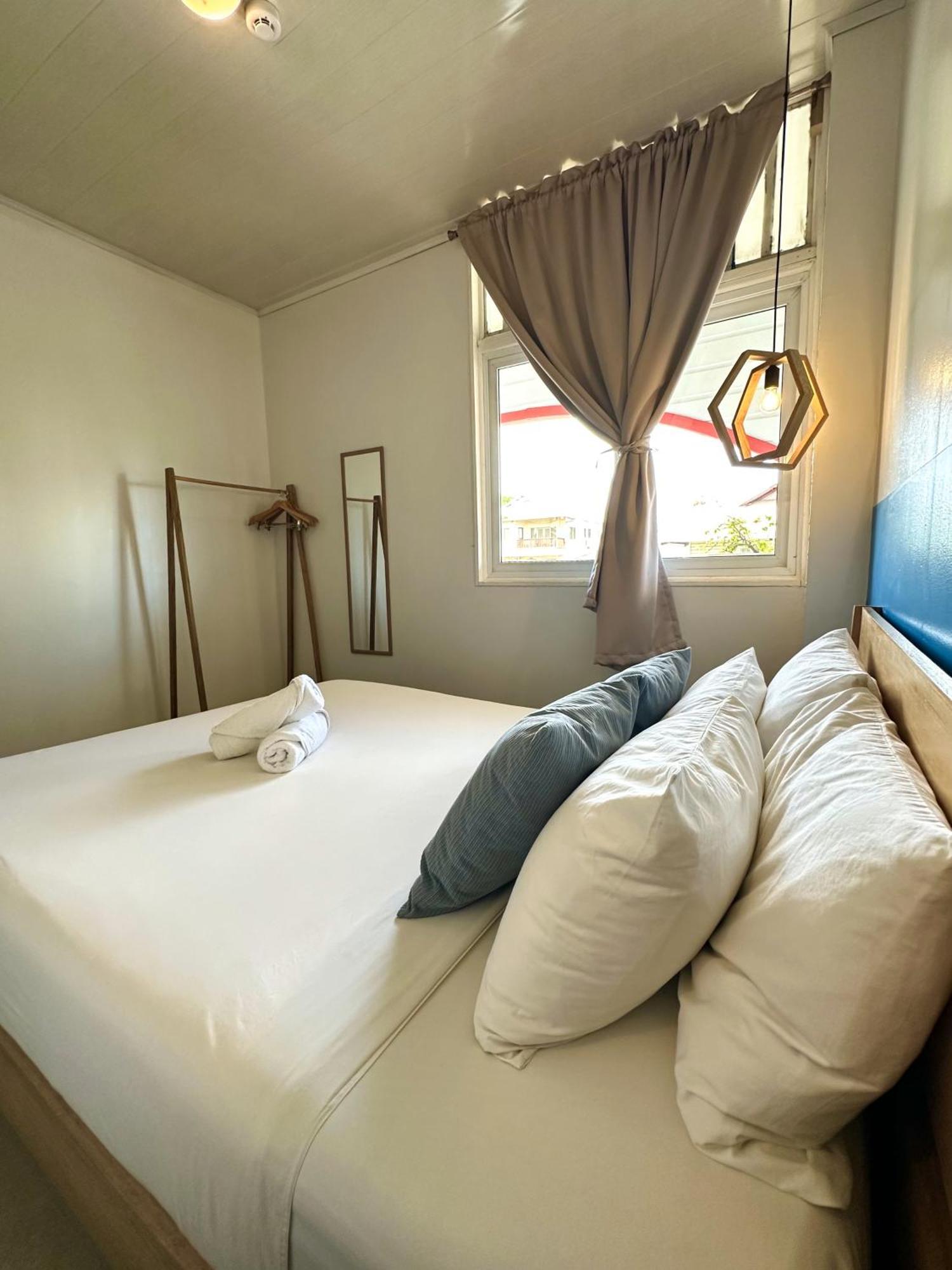 Socialtel Bocas Del Toro Hotel Bagian luar foto